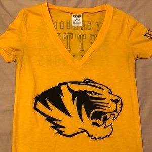 VS Pink college Tee
